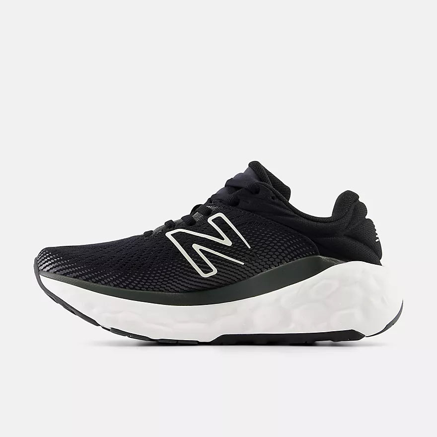 New Balance Women's Fresh Foam X  840v1 Runners Black Grey